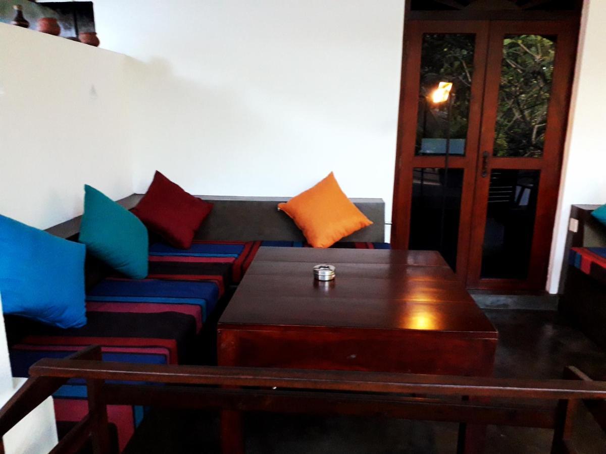 Goyambokka Guesthouse Tangalle Exterior foto